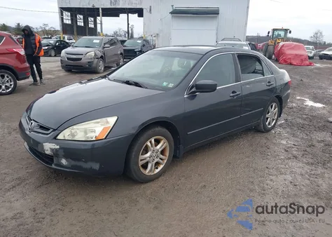 2005 Honda Accord Ex из США, поврежденный, VIN 1HGCM568X5A100251